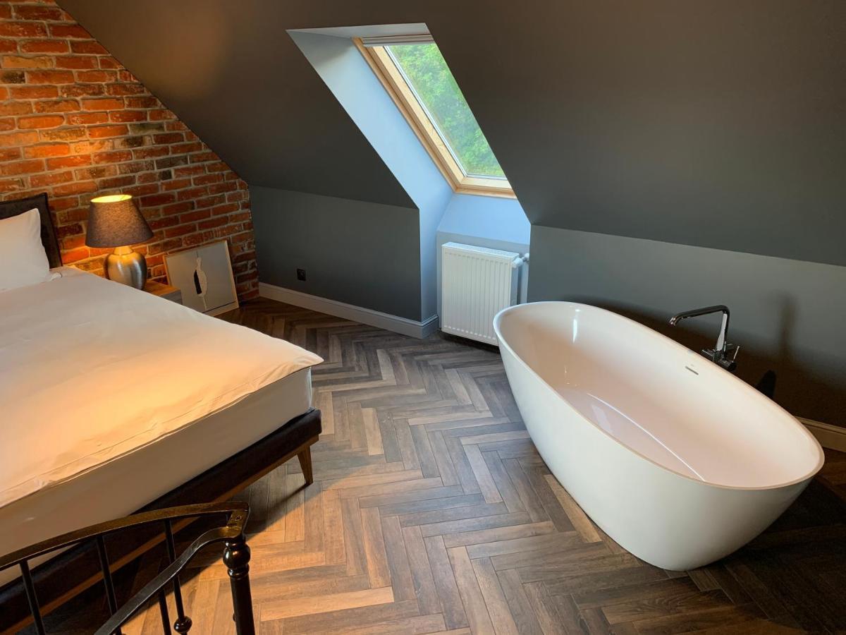 Old Town Luxury Apartments Згожелец Екстериор снимка